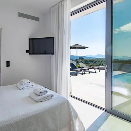 Pentacle Willa Lefkáda